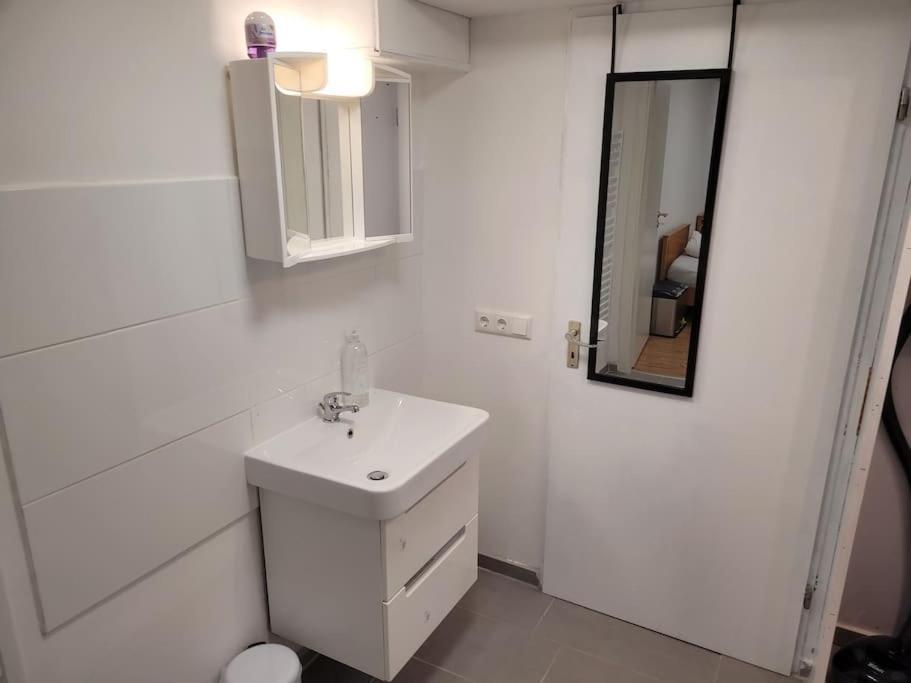Idylischer Bachplatz Apartment *